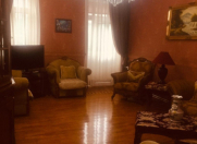 İcarəyə verilir 2 otaqlı 78 m2 köhnə tikili Sahil m.