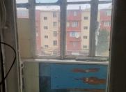 Satılır 3 otaqlı 75 m2 köhnə tikili Xalqlar Dostluğu m.