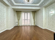 Satılır 3 otaqlı 130 m2 yeni tikili 28 May m.