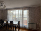 İcarəyə verilir 4 otaqlı 100 m2 köhnə tikili Əhmədli m.