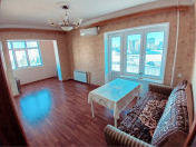 Satılır 2 otaqlı 65 m2 köhnə tikili 8 mkr