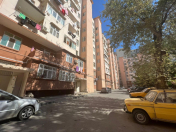 Satılır 4 otaqlı 110 m2 köhnə tikili Həzi Aslanov m.