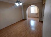 Satılır 3 otaqlı 70 m2 köhnə tikili Həzi Aslanov