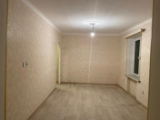 Satılır 1 otaqlı 35 m2 köhnə tikili İnşaatçılar m.