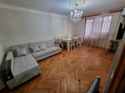 İcarəyə verilir 3 otaqlı 65 m2 köhnə tikili Nəriman Nərimanov m.