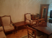 Satılır 4 otaqlı 110 m2 köhnə tikili 8 mkr