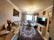İcarəyə verilir 3 otaqlı 90 m2 köhnə tikili 28 May m.