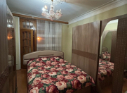 Satılır 4 otaqlı 105 m2 köhnə tikili Qara Qarayev m.