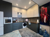 Satılır 2 otaqlı 65 m2 yeni tikili Lökbatan