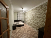 Satılır 2 otaqlı 56 m2 köhnə tikili 2 mkr