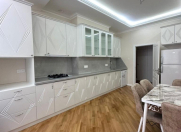 Satılır 3 otaqlı 100 m2 yeni tikili 28 May m.