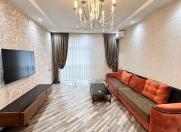 İcarəyə verilir 2 otaqlı 110 m2 yeni tikili 8 Noyabr m.