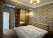 İcarəyə verilir 2 otaqlı 90 m2 yeni tikili 28 May m.