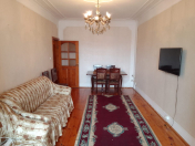 İcarəyə verilir 2 otaqlı 55 m2 köhnə tikili 8 mkr