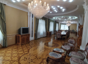 Satılır 8 otaqlı 540 m2 yeni tikili 28 May m.