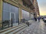 Satılır 4 otaqlı 165 m2 obyekt Gənclik m.