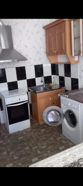 İcarəyə verilir 2 otaqlı 60 m2 köhnə tikili 7 mkr