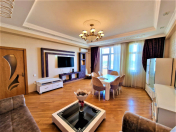 İcarəyə verilir 3 otaqlı 125 m2 yeni tikili Qara Qarayev m.