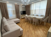 Satılır 3 otaqlı 75 m2 yeni tikili İnşaatçılar m.