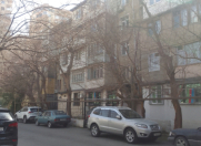 Satılır 3 otaqlı 75 m2 köhnə tikili Elmlər Akademiyası m.