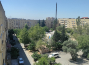 Satılır 3 otaqlı 60 m2 köhnə tikili Qara Qarayev m.