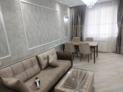 İcarəyə verilir 2 otaqlı 33 m2 köhnə tikili Memar Əcəmi m.