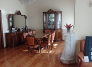 Satılır 6 otaqlı 190 m2 köhnə tikili Gənclik m.