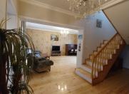 İcarəyə verilir 5 otaqlı 200 m2 bağ evi Mərdəkan