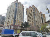 Satılır 1 otaqlı 42 m2 yeni tikili 28 May m.