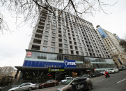 İcarəyə verilir 1 otaqlı 4500 m2 obyekt 28 Mall