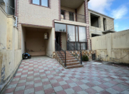 Satılır 4 otaqlı 250 m2 həyət evi Badamdar
