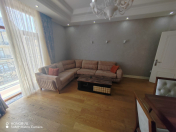 İcarəyə verilir 3 otaqlı 140 m2 yeni tikili Ağ şəhər