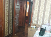 Satılır 4 otaqlı 90 m2 köhnə tikili 9 mkr