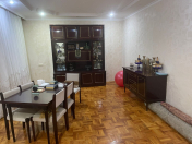 Satılır 5 otaqlı 105 m2 köhnə tikili 8 mkr