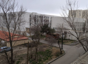 Satılır 2 otaqlı 60 m2 köhnə tikili Neapol dairəsi