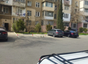 Satılır 2 otaqlı 50 m2 köhnə tikili Elmlər Akademiyası m.