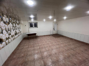 İcarəyə verilir 2 otaqlı 67 m2 obyekt Ayna Sultanova heykəli