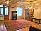 İcarəyə verilir 3 otaqlı 80 m2 köhnə tikili Neftçilər m.