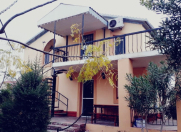 Satılır 4 otaqlı 150 m2 bağ evi Novxanı