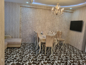 Satılır 3 otaqlı 117 m2 köhnə tikili 6 mkr