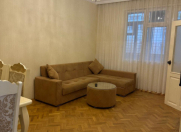 İcarəyə verilir 2 otaqlı 60 m2 köhnə tikili Memar Əcəmi m.