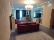 İcarəyə verilir 3 otaqlı 125 m2 yeni tikili Şah İsmayıl Xətai m.