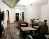 İcarəyə verilir 3 otaqlı 130 m2 yeni tikili 28 May m.