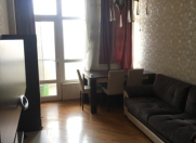 İcarəyə verilir 2 otaqlı 85 m2 yeni tikili 8 Noyabr m.