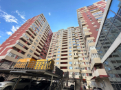 Satılır 4 otaqlı 160 m2 yeni tikili Gənclik m.
