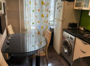 İcarəyə verilir 2 otaqlı 60 m2 köhnə tikili Sahil