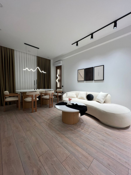 İcarəyə verilir 3 otaqlı 93 m2 yeni tikili Xətai r.