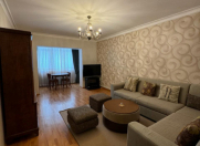 İcarəyə verilir 2 otaqlı 70 m2 köhnə tikili 28 May m.