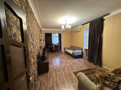 İcarəyə verilir 2 otaqlı 60 m2 köhnə tikili Nəsimi bazarı