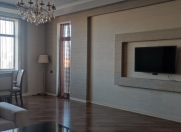 Satılır 4 otaqlı 210 m2 yeni tikili Nizami m.